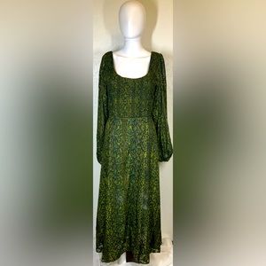 Renaissance Dress with short skirt